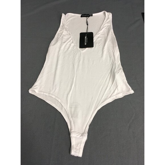PrettyLittleThing Womens White‎ Sleeveless V-Neck Bodysuit UK 12 US 8 - Picture 1 of 4